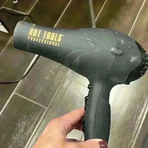 Hot Tools professional hairdryer